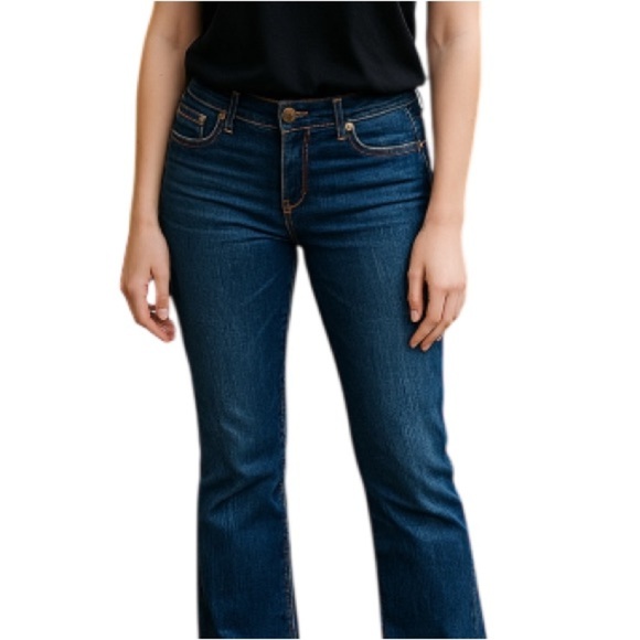 AMERICAN EAGLE Retro Slim Boot Jeans Blue Dark Wash Low Rise 5 Pocket 8 Short - Picture 1 of 11